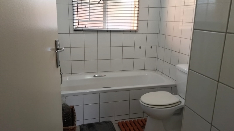 3 Bedroom Property for Sale in Safari Gardens North West